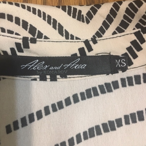 Women classy long sleeve dress. - Picture 4 of 6